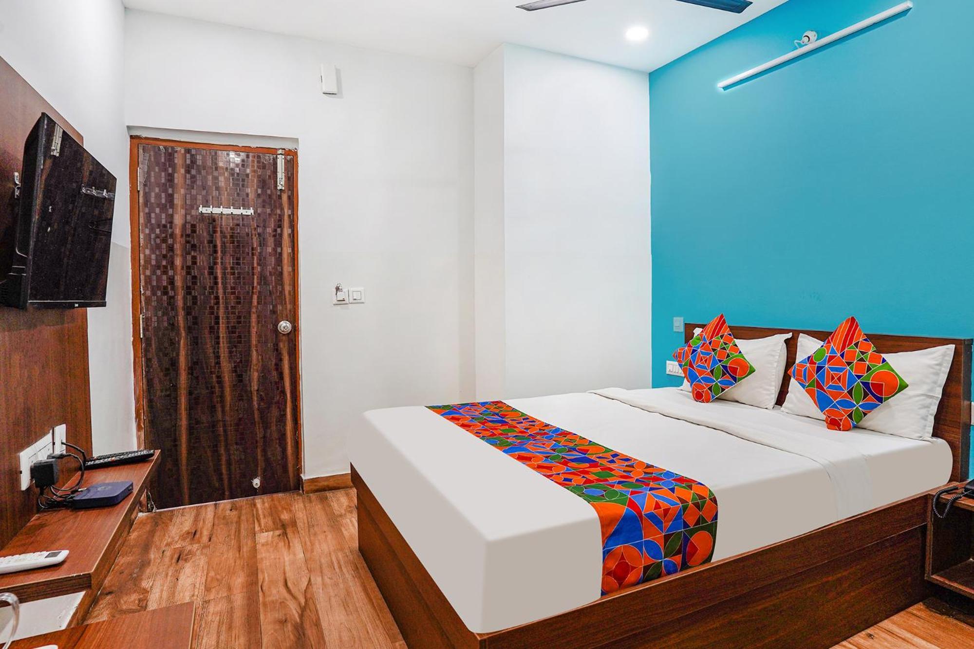 Fabhotel Rlv Green Palace - Nr Kengeri Satellite Town Bangalore Eksteriør billede