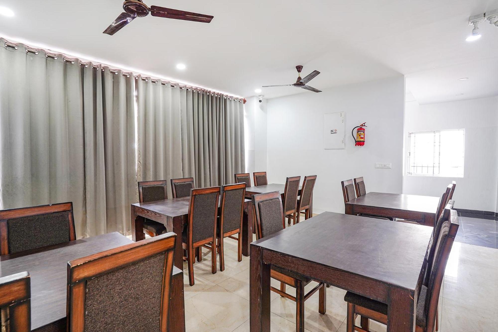 Fabhotel Rlv Green Palace - Nr Kengeri Satellite Town Bangalore Eksteriør billede