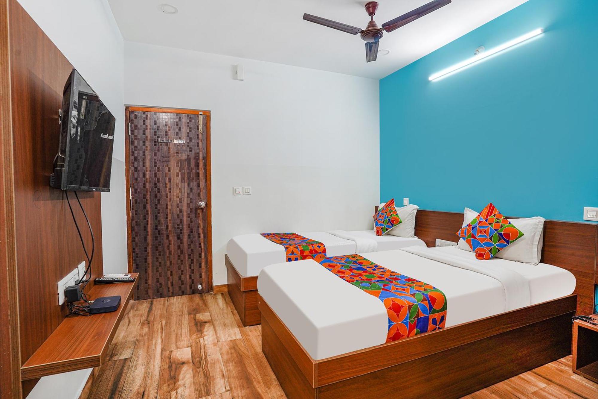 Fabhotel Rlv Green Palace - Nr Kengeri Satellite Town Bangalore Eksteriør billede