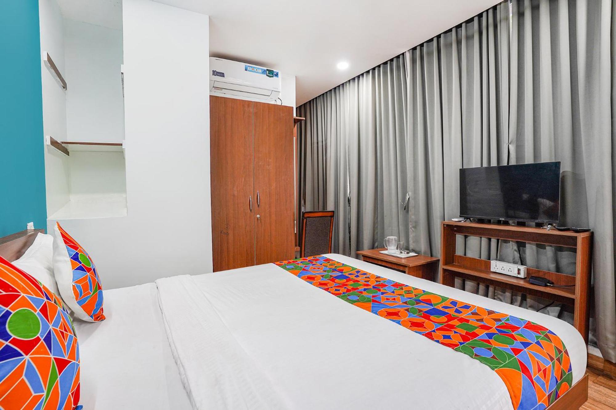 Fabhotel Rlv Green Palace - Nr Kengeri Satellite Town Bangalore Eksteriør billede
